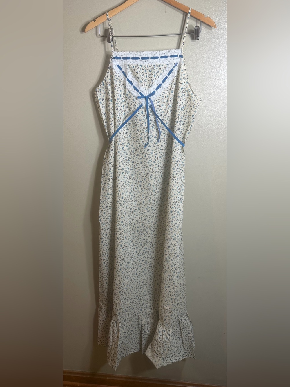 Vintage Prairie Floral Maxi Dress Cottagecore Blue Ribbon Ruffle Hem